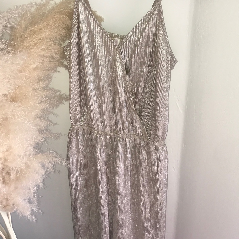Gold flowy romper!